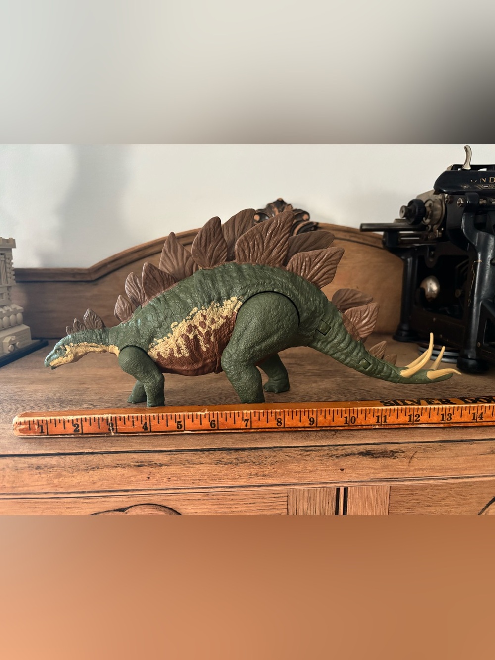 Jurassic World Camp Cretaceous Stegosaurus Mega Destroyers Dino Escape